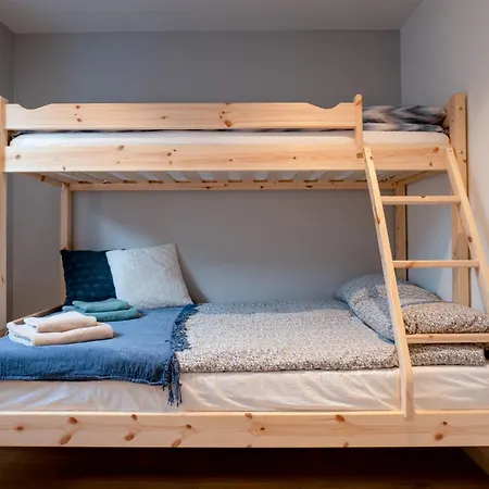 Ks Modern & Cozy Flat 20 Min From Centre Apartament *