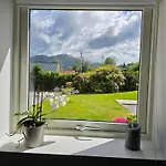 Ks Modern & Cozy Flat 20 Min From Centre דירה *