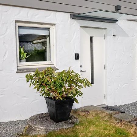 Apartamento Ks Modern & Cozy Flat 20 Min From Centre