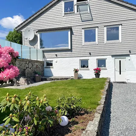 Ks Modern & Cozy Flat 20 Min From Centre Appartement *