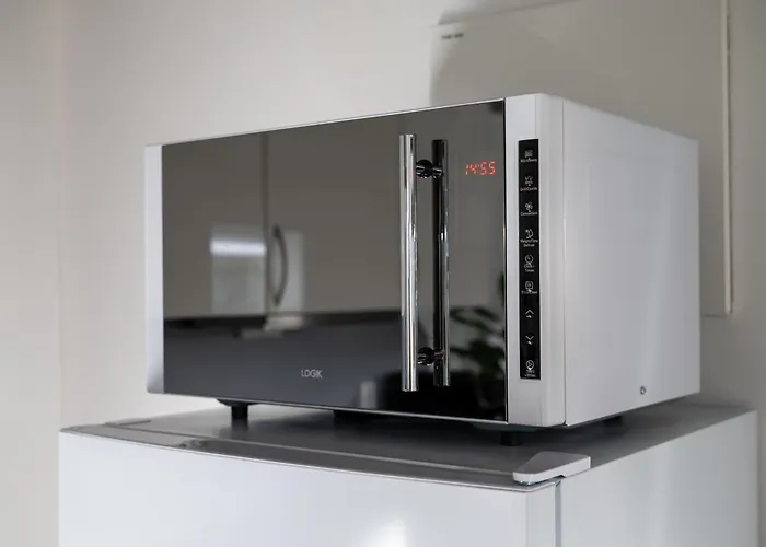 Ks Modern & Cozy Flat 20 Min From Centre Διαμέρισμα